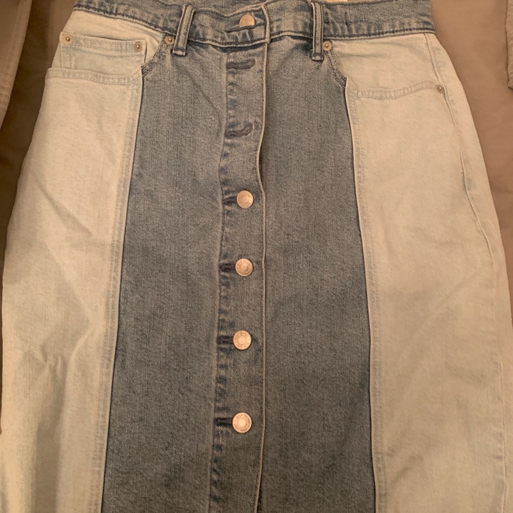 Denim skirt